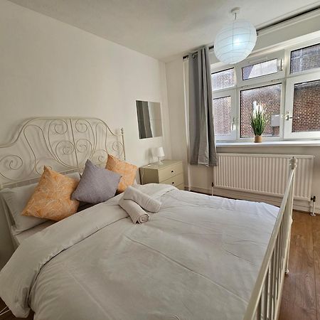 Towerhill Rooms Londres Exterior foto