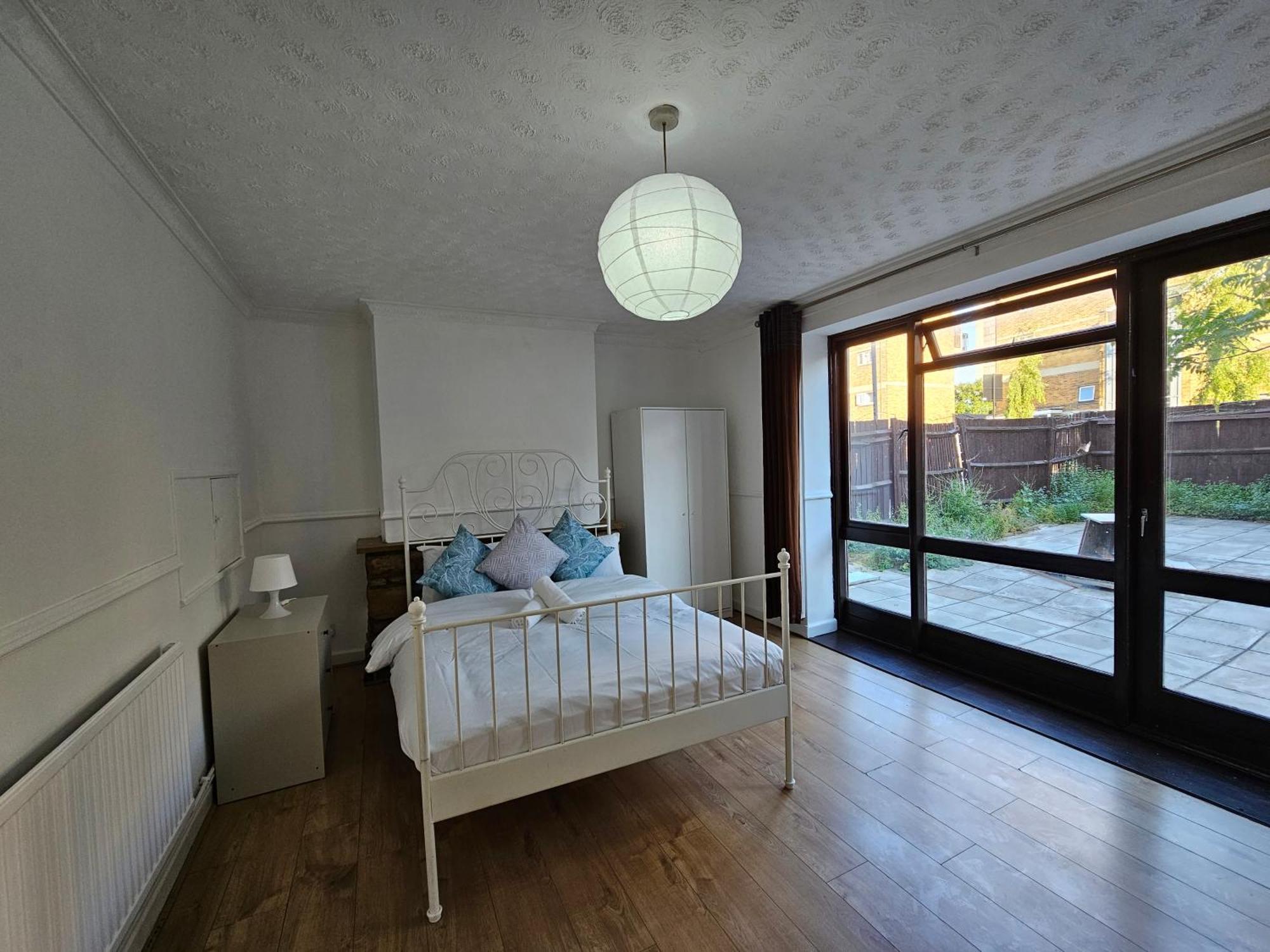Towerhill Rooms Londres Exterior foto